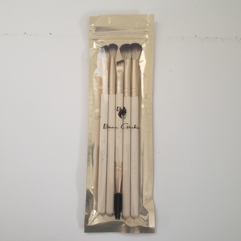 💚2/$20 Beau Gâchis No. 7 Collection Brush Set